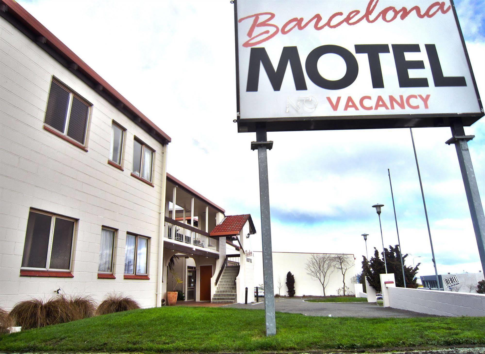 Barcelona Motel Taupo Exterior photo